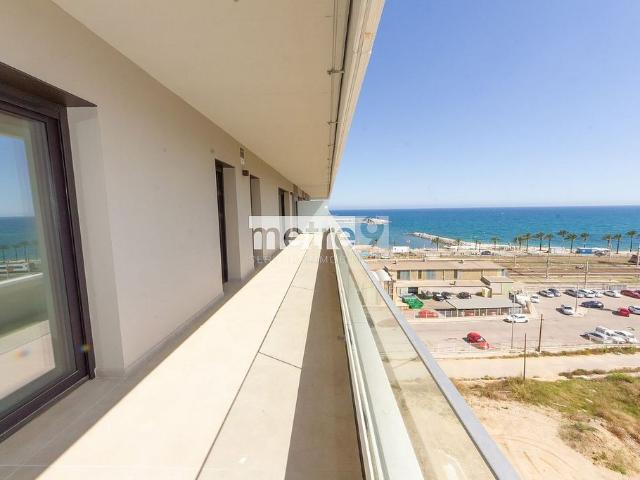 Piso en venta en avenida Del Maresme, Mataró, de 70 m² 3 habitaciones por 595.000