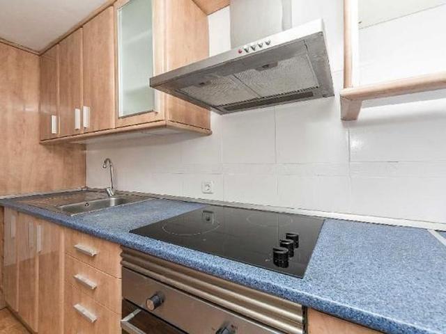 Piso en venta en avenida Del Marquès de Sant Mori, Badalona, de 60 m² 3 habitaciones por 174.000