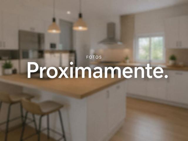 Piso en venta en avenida Del Marquès de Sant Mori, Badalona, de 70 m² 3 habitaciones por 135.000