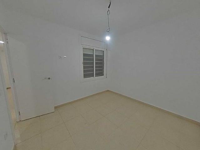 Piso en venta en avenida Del Mediterrani, Pineda de Mar, de 57 m² 3 habitaciones por 147.000