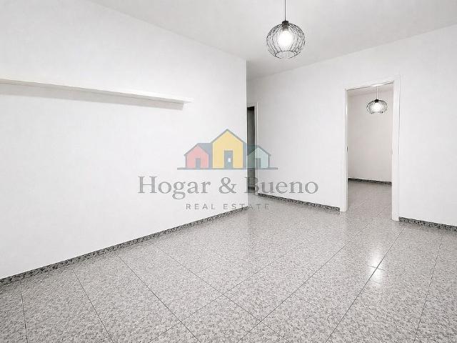 Piso en venta en avenida Del Canal, Prat de Llobregat, El, de 60 m² 3 habitaciones por 248.500
