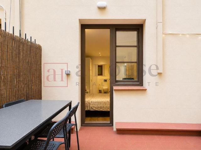 Piso en venta en avenida Del Paral·Lel, Barcelona, de 88 m² 2 habitaciones por 420.000