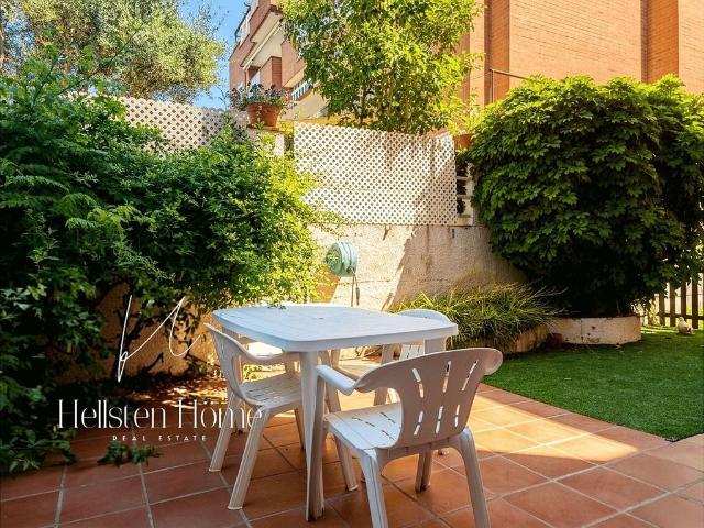 Piso en venta en avenida Dels Països Catalans, Santa Coloma de Cervelló, de 89 m² 4 habitaciones por 430.000