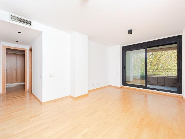 Piso en venta en avenida Diagonal, Barcelona, de 108 m² 3 habitaciones por 728.000