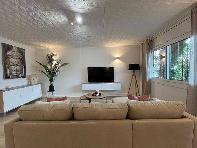 Piso en venta en avenida Fages de Climent, Castelló d´Empúries, de 74 m² 2 habitaciones por 255.000