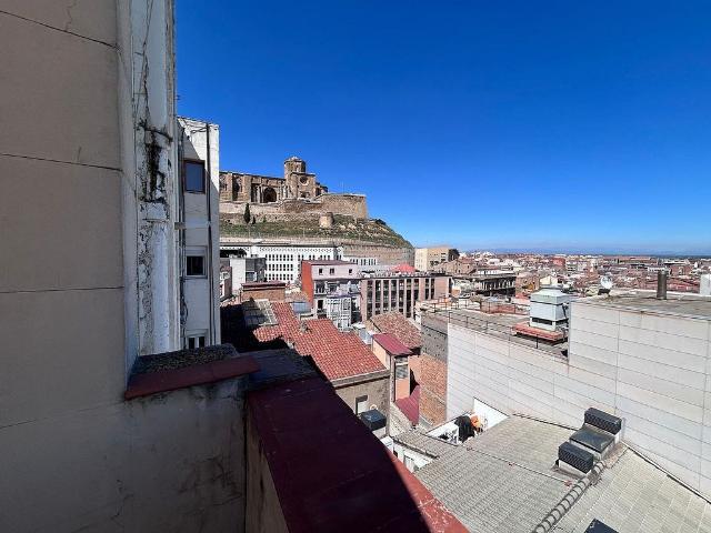 Piso en venta en avenida Francesc Macià, Lleida, de 110 m² 3 habitaciones por 216.000