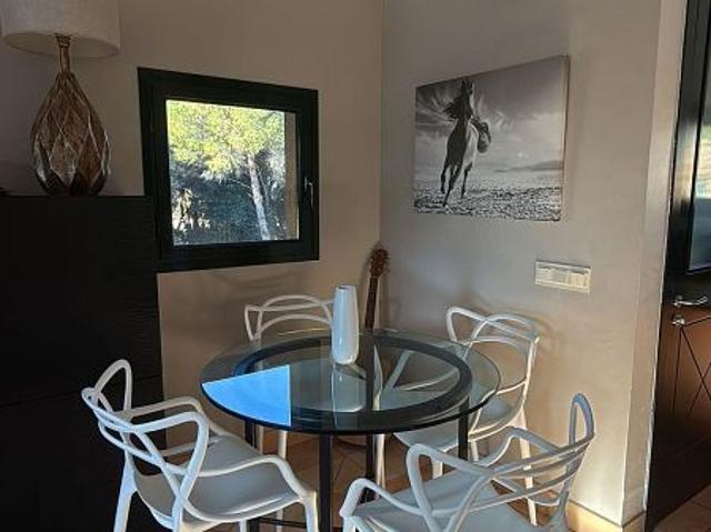 Piso en venta en avenida Josep Maria de Ventos, Navata, de 64 m² 1 habitación por 215.000