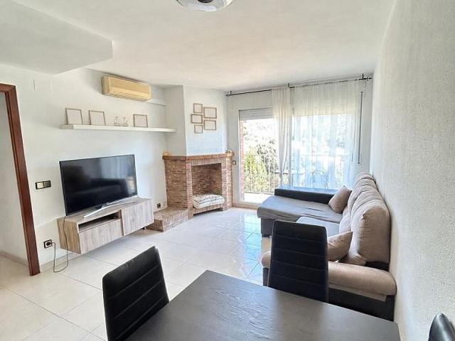 Piso en venta en avenida Maresme, Sant Cebrià de Vallalta, de 50 m² 2 habitaciones por 175.000