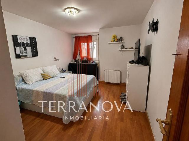 Piso en venta en avenida Nord, Hospitalet de Llobregat, L´, de 65 m² 4 habitaciones por 250.000