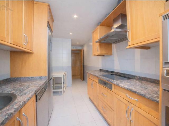 Piso en venta en Avenida Nuevo Mundo, 4