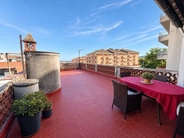 Piso en venta en avenida Països Catalans, Banyoles, de 70 m² 3 habitaciones por 195.000