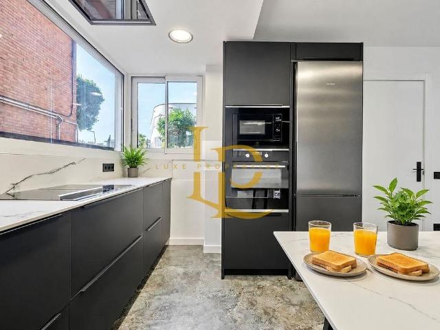 Piso en venta en avenida Principat D'andorra, Tarragona, de 91 m² 3 habitaciones por 248.000