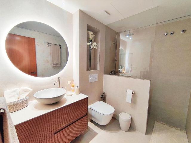 Piso en venta en avenida Vila de Tossa, Lloret de Mar, de 67 m² 2 habitaciones por 233.000