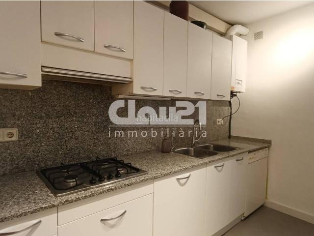 Piso en venta en Avià. Piso en venta en Avià en el centro histórico. Pisos.