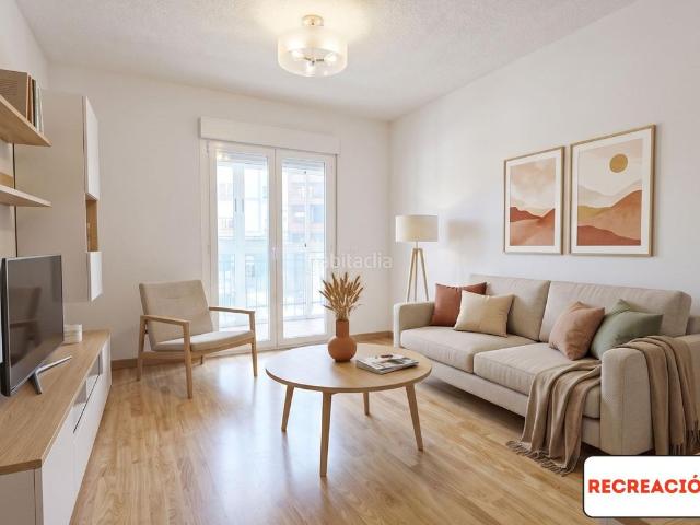 Piso en venta en Ávila, San Antonio. Vivienda en San Pedro Bautista. Pisos.