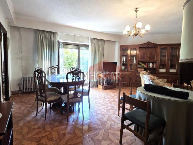 Piso en venta en Ávila, Santo Tomás. VIVIENDA EN ZONA CENTRO, ÁVILA 05002. Pisos.
