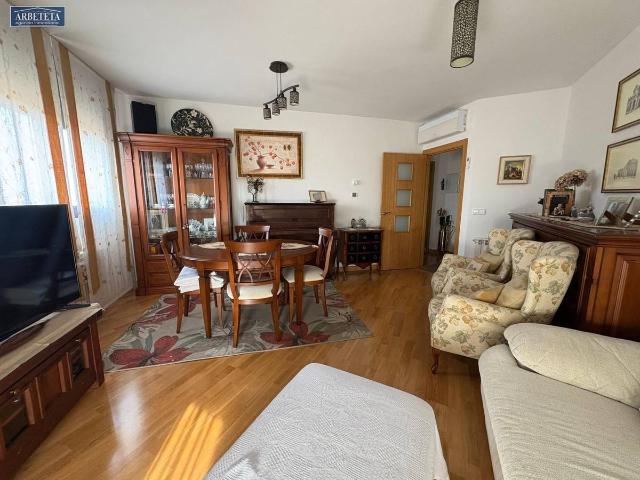 Piso en Venta en Ayuntamiento Avenida Siglo XXI