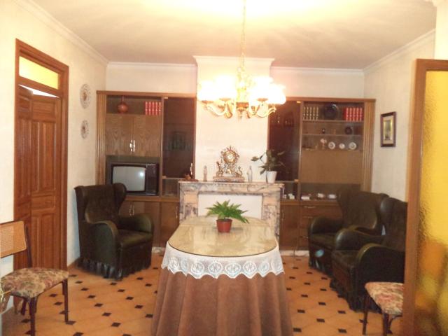 Piso en venta en Azuaga. PISO CÉNTRICO. Pisos.