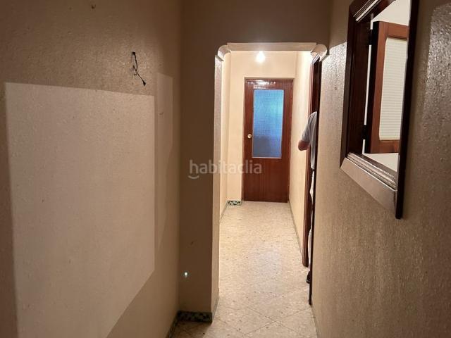 Piso en venta en Azuaga. PISO Y LOCAL. Pisos.