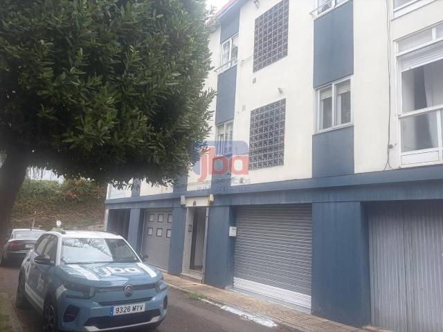 Piso en Venta en A Carballeira