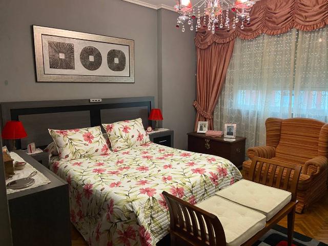 Piso en Venta en A Malata Catabois Ciudad Jardín