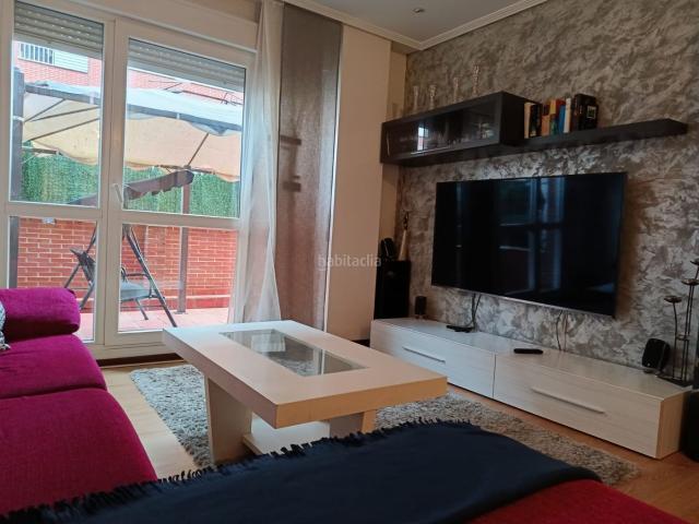 Piso en venta en Abadiño. Vivienda de VPO de 2 habitaciones, amplia terraza  con ascensor, garaje y trastero, en Bº Muntsaratz Abadiño. Pisos.