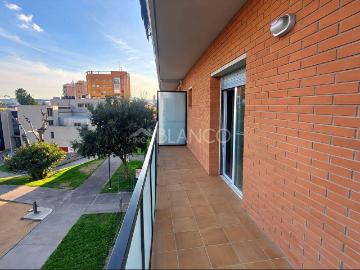 Piso en Venta en Abrera