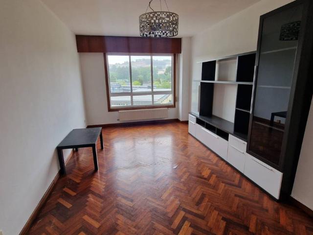 Piso en Venta en Acea de Ama O Burgo