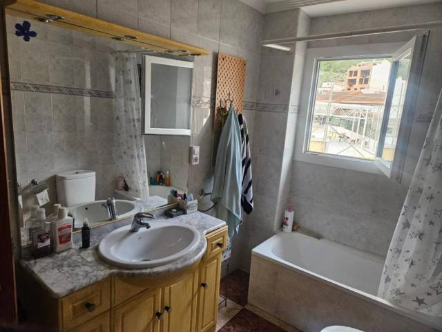 Piso en Venta en Ador