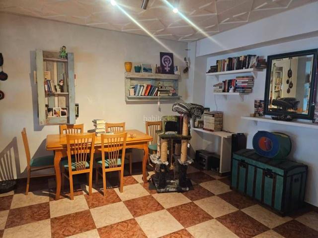 Piso en venta en Ador. Amplio piso 2 sin ascensor en el centro de Ador, amueblado y reformado. Pisos.