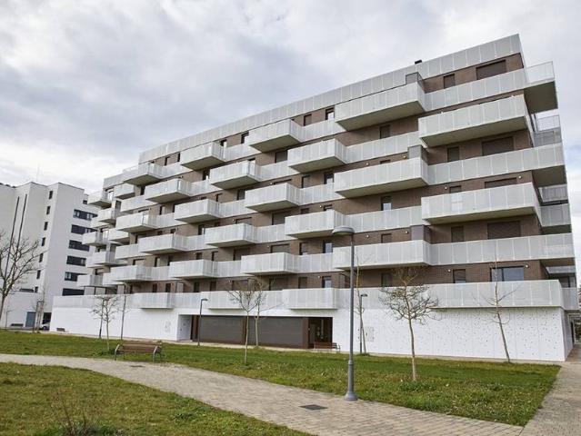 Piso en Venta en Adurtza