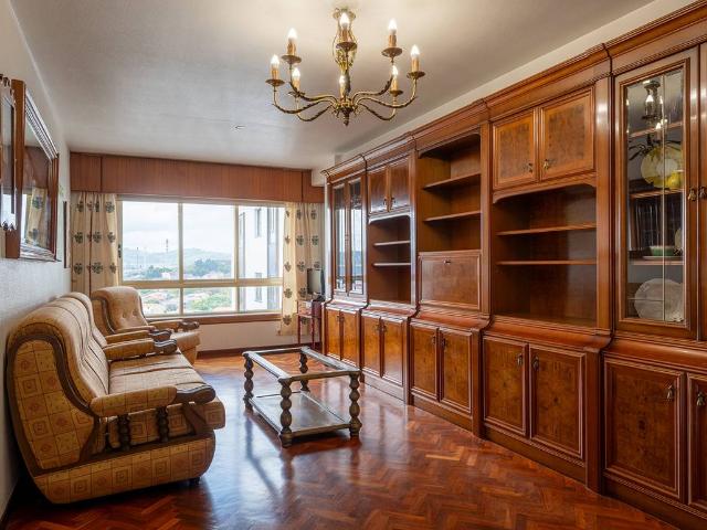 Piso en Venta en Agra del Orzán Ventorrillo