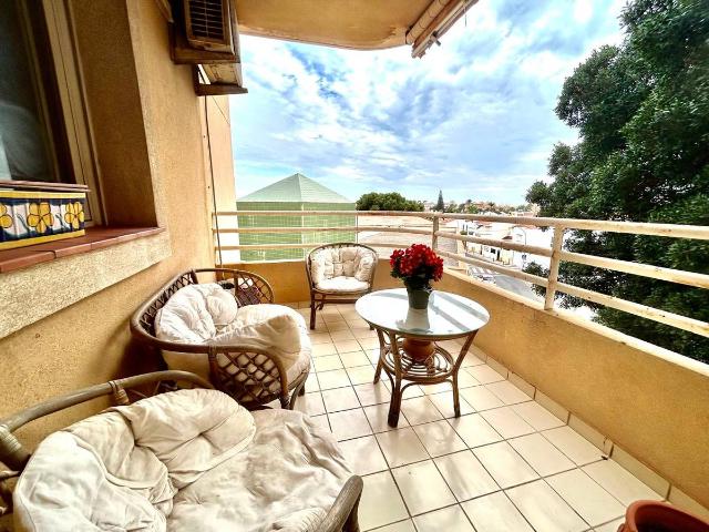 Piso en Venta en Aguadulce Sur