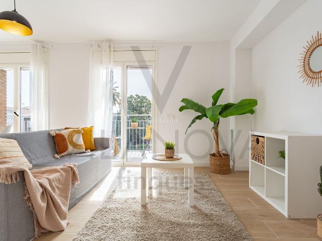 Piso en venta en Alcover. Piso de 2 dormitorios con parquing y trastero. Pisos.