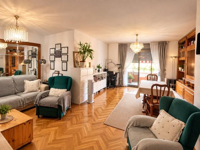 Piso en venta en Alcobendas, Ensanche. Exclusiva vivienda a la venta en Alcobendas. Pisos.