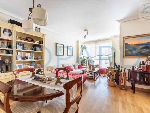 Piso en venta en Alcobendas, Norte. Inmobiliaria Gopard ofrece preciosa vivienda en Valdelasfuentes. Pisos.