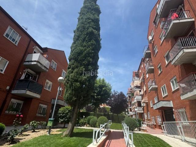 Piso en venta en Alcobendas, Norte. *Vivienda con piscina y plaza de garaje *. Pisos.
