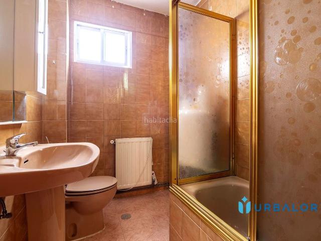 Piso en venta en Alcorcón, Casco Antiguo. Vivienda 3 dormitorios con ascensor en el centro. Pisos.