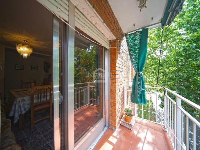 Piso en venta en Alcorcón, Parque Mayor. PISO de esquina en VENTA de 3 habitaciones, 1 baño y TERRAZA abierta, en zona Parque Mayor Alcorcón. Pisos.