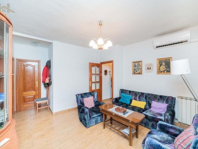 Piso en venta en Alcorcón, Zona Centro Joven. Piso en venta en Plaza Sierra de Navacerrada, 1, Zona Centro Joven. Pisos.