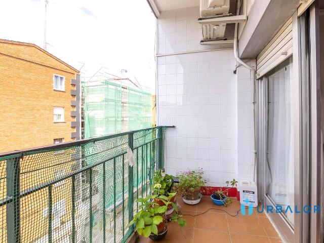 Piso en venta en Alcorcón, Zona Renfe. Piso de 3 dormitorios en el Centro de Alcorcón. Pisos.
