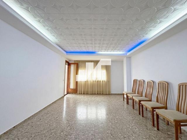 Piso en venta en Alcora l´. Piso de 4 habitaciones con terraza en LAlcora. Pisos Alcora.