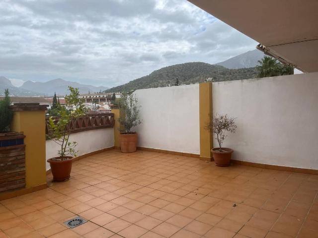 Piso en Venta en Alcaucín