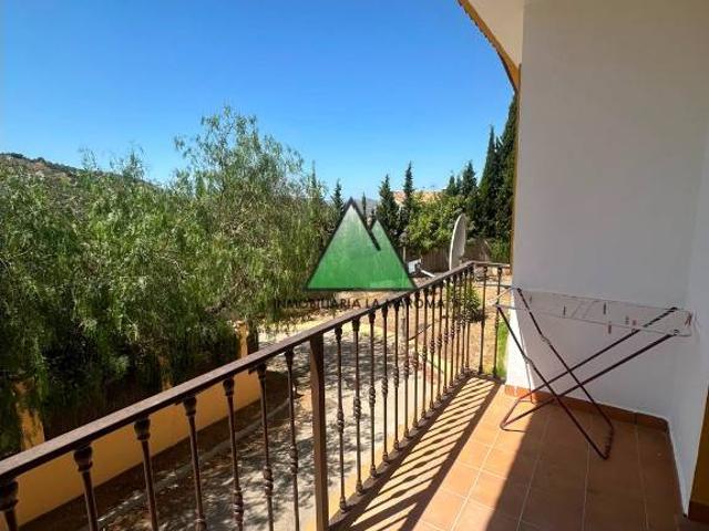 Piso en Venta en Alcaucín