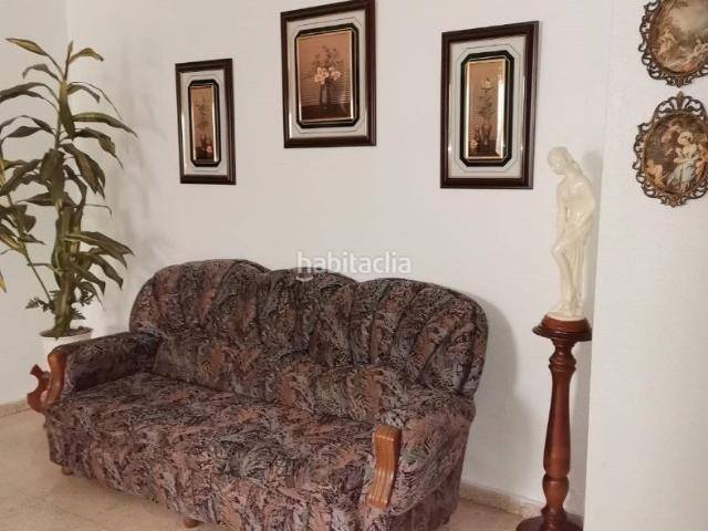 Piso en venta en Alcaudete. Chalet adosado en venta c nenúfar, 6. Pisos.