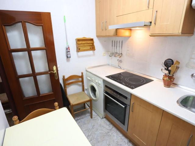 Piso en venta en Alcázar de San Juan. PISO EN PLANTA BAJA CON 3 DORMITORIOS UBICADO JUNTO A PARQUE CERVANTES. Pisos Alcázar de San.
