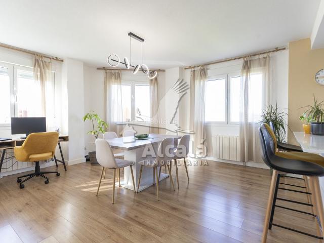 Piso en venta en Alcalá de Henares, Espartales. Amplio piso en Espartales. Pisos Alcalá de.