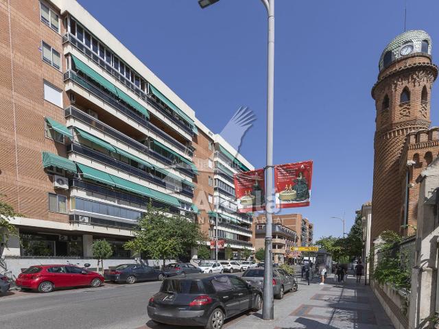 Piso en venta en Alcalá de Henares, Estación Parque O´Donnell. ESPECTACULAR PISO EN PASEO ESTACION CON 4 DORMITORIOS Y TERRAZA EN FRENTE DEL PALACIO LAREDO. Pisos Alcalá de.