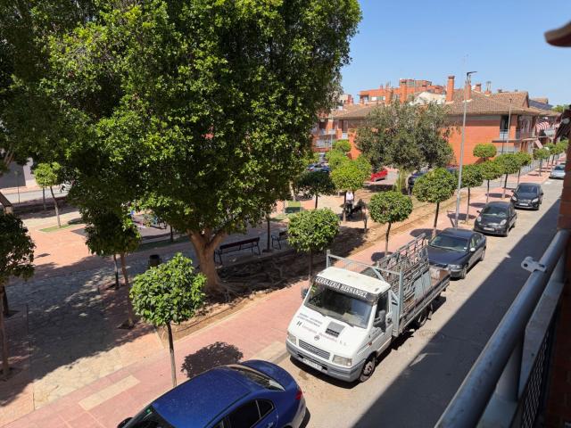 Piso en venta en Alcantarilla. Gran piso de 3 dormitorios en Alcantarilla mirando al parque. Pisos.