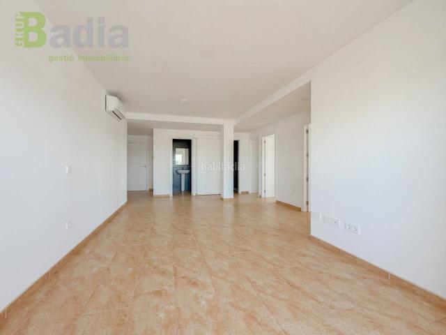 Piso en venta en Alcarràs. Piso de Obra Nueva de 3 habitaciones en venta. Pisos.